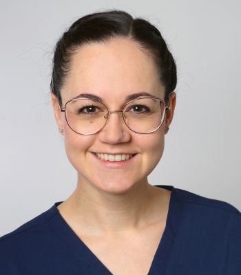Med. dent. Simona Güpfert Med. dent. Simona Güpfert